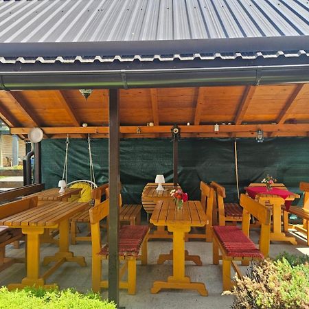 Guesthouse Sandra โคลาชิน ภายนอก รูปภาพ