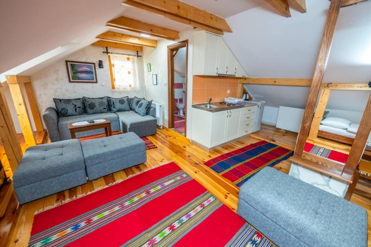 Guesthouse Sandra โคลาชิน ภายนอก รูปภาพ