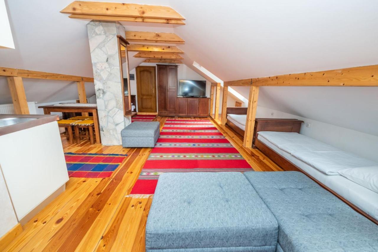 Guesthouse Sandra โคลาชิน ภายนอก รูปภาพ