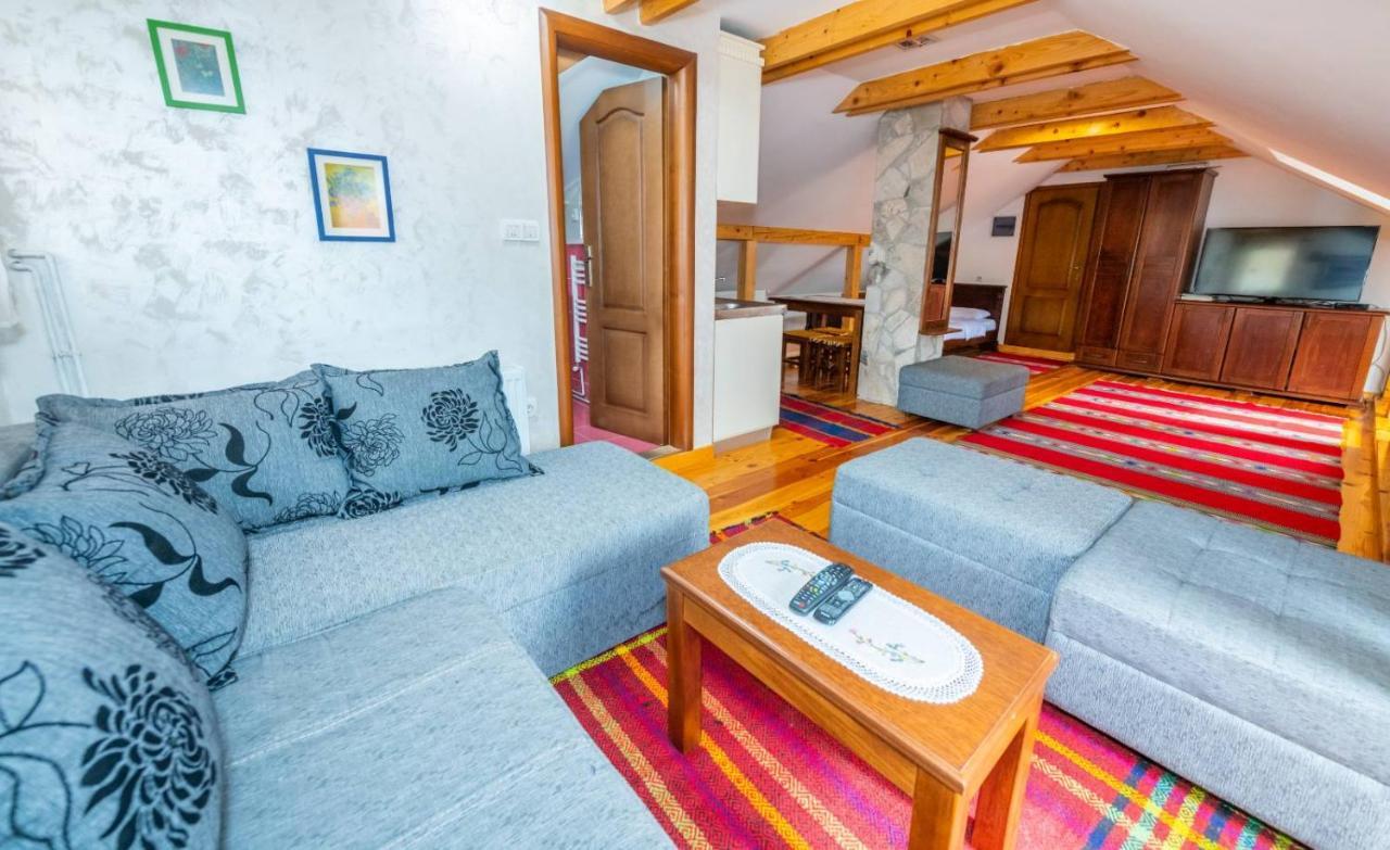 Guesthouse Sandra โคลาชิน ภายนอก รูปภาพ