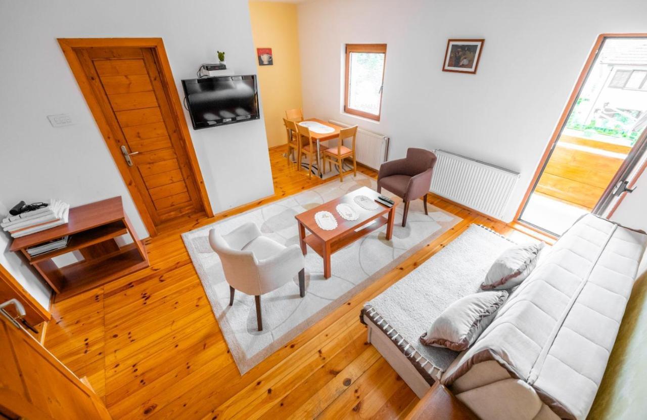 Guesthouse Sandra โคลาชิน ภายนอก รูปภาพ