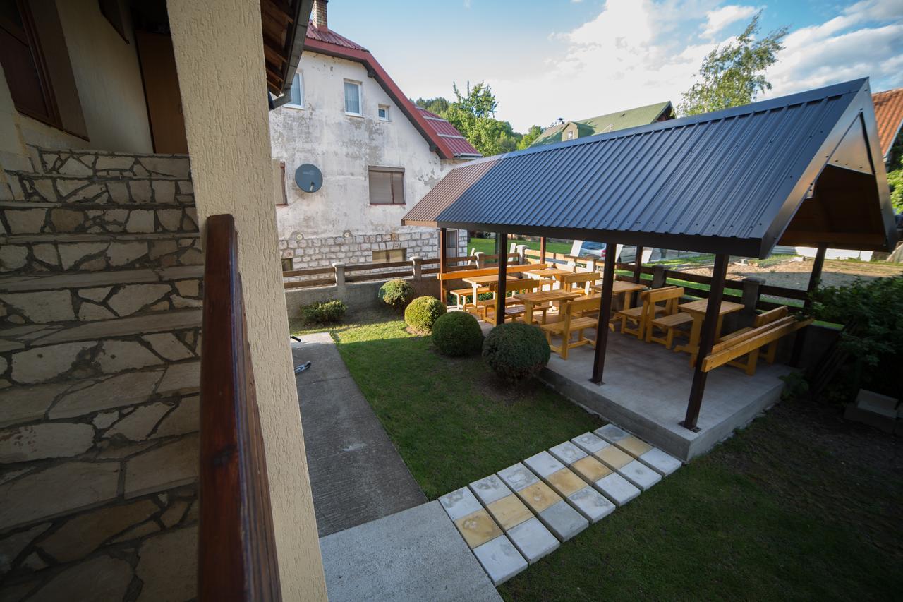 Guesthouse Sandra โคลาชิน ภายนอก รูปภาพ