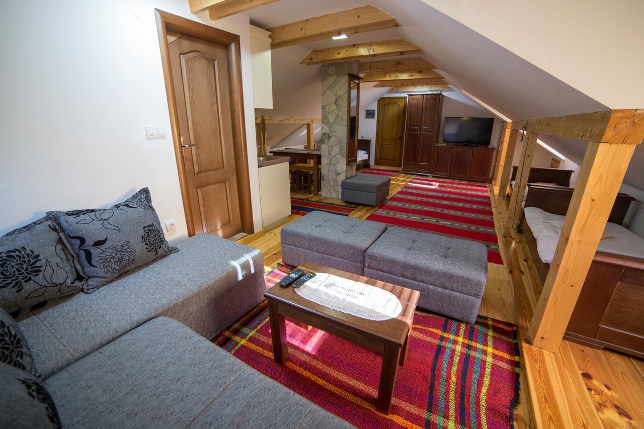 Guesthouse Sandra โคลาชิน ภายนอก รูปภาพ